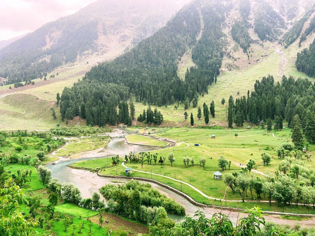 Beautiful scenery in Betaab valley , Pahalgam , 5 best places to visit in Kashmir
